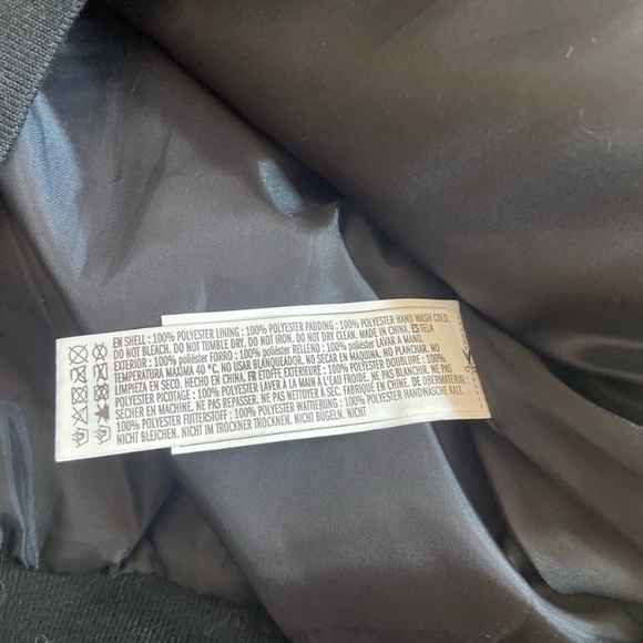 🌸 Forever 21 🌸 deep red puffer jacket - Picture 5 of 7